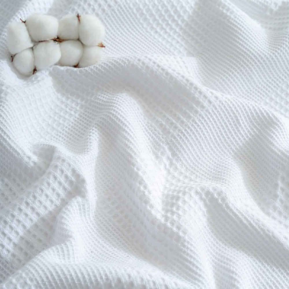 Waffle Weave Blanket  Thin, Lightweight, Airy, All-Season Throw Blankets for Bed or Cocuh