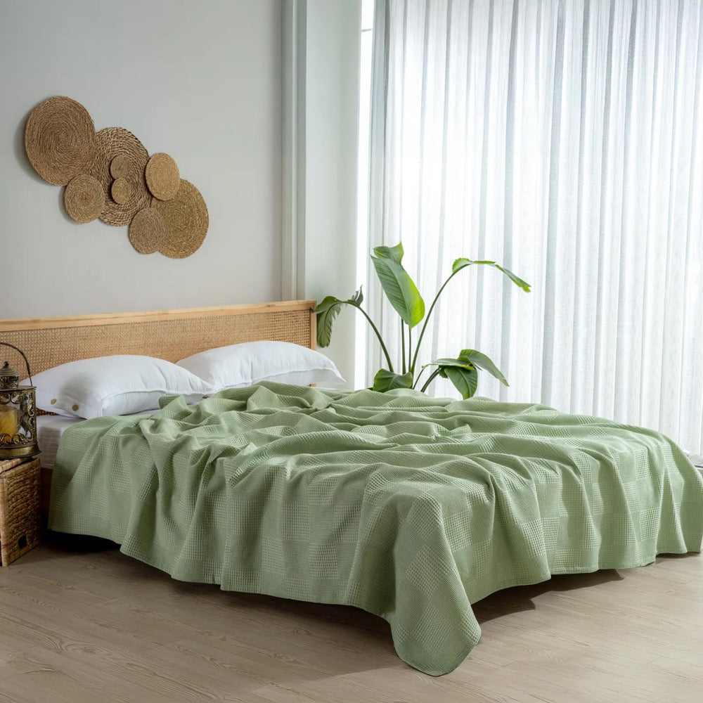 Waffle Weave Blanket Mint Green Thin, Lightweight, Airy, All-Season Throw Blankets for Bed or Cocuh